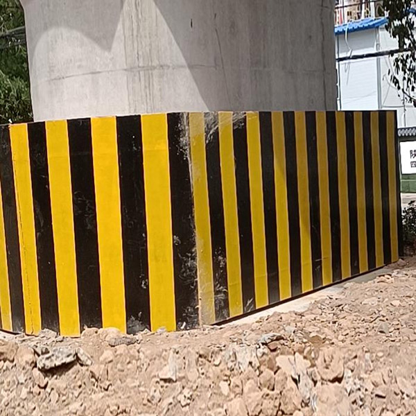 橋梁防撞，橋梁防撞設(shè)施，橋墩防撞，橋墩防撞設(shè)施，防撞護(hù)舷，橋墩防撞護(hù)舷，復(fù)合材料防撞設(shè)施，鋼覆防撞圈設(shè)施，固定式防撞設(shè)施，自浮式鋼覆復(fù)合材料，frp防撞圈，防撞圈-銅川漆水河大橋